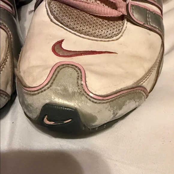 Nike Shox Women's Pink and Silver Athletic Shoes - Picture 5 of 12